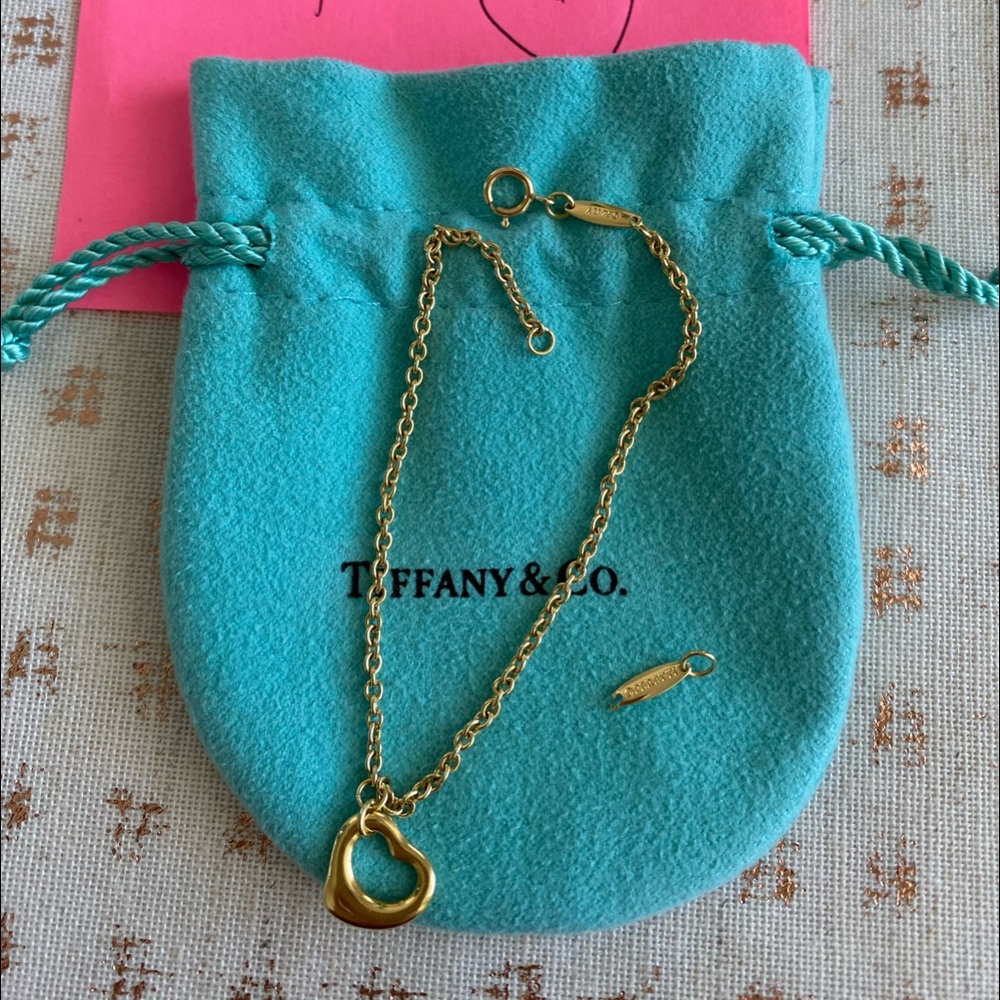 Tiffany&Co gold heart bracelet
